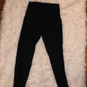 AE pocket leggings